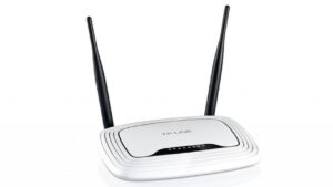 REDES, MODEMS, ROUTERS, REPETIDORES